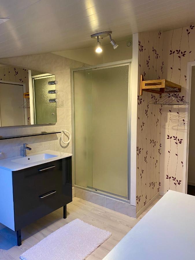Bourg-de-Visa Le Petit Bleu Chambre D'Hotes מראה חיצוני תמונה